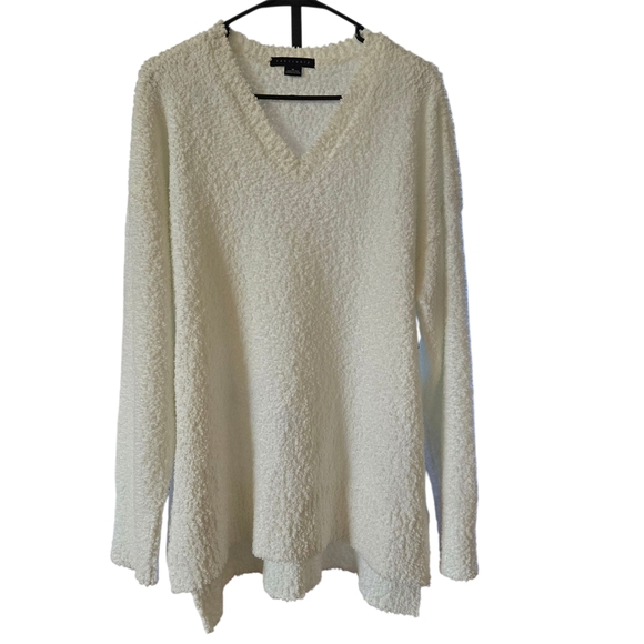 Sanctuary Cream V-Neck Sweater - Picture 1 of 10